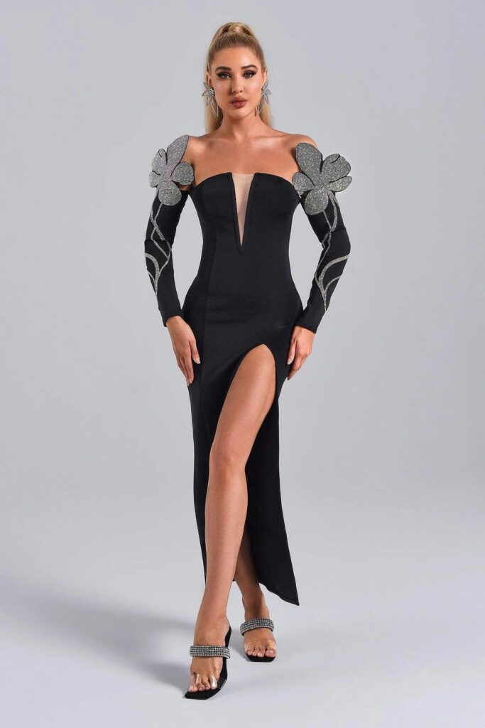 Rochie elegantă cu fantă laterală