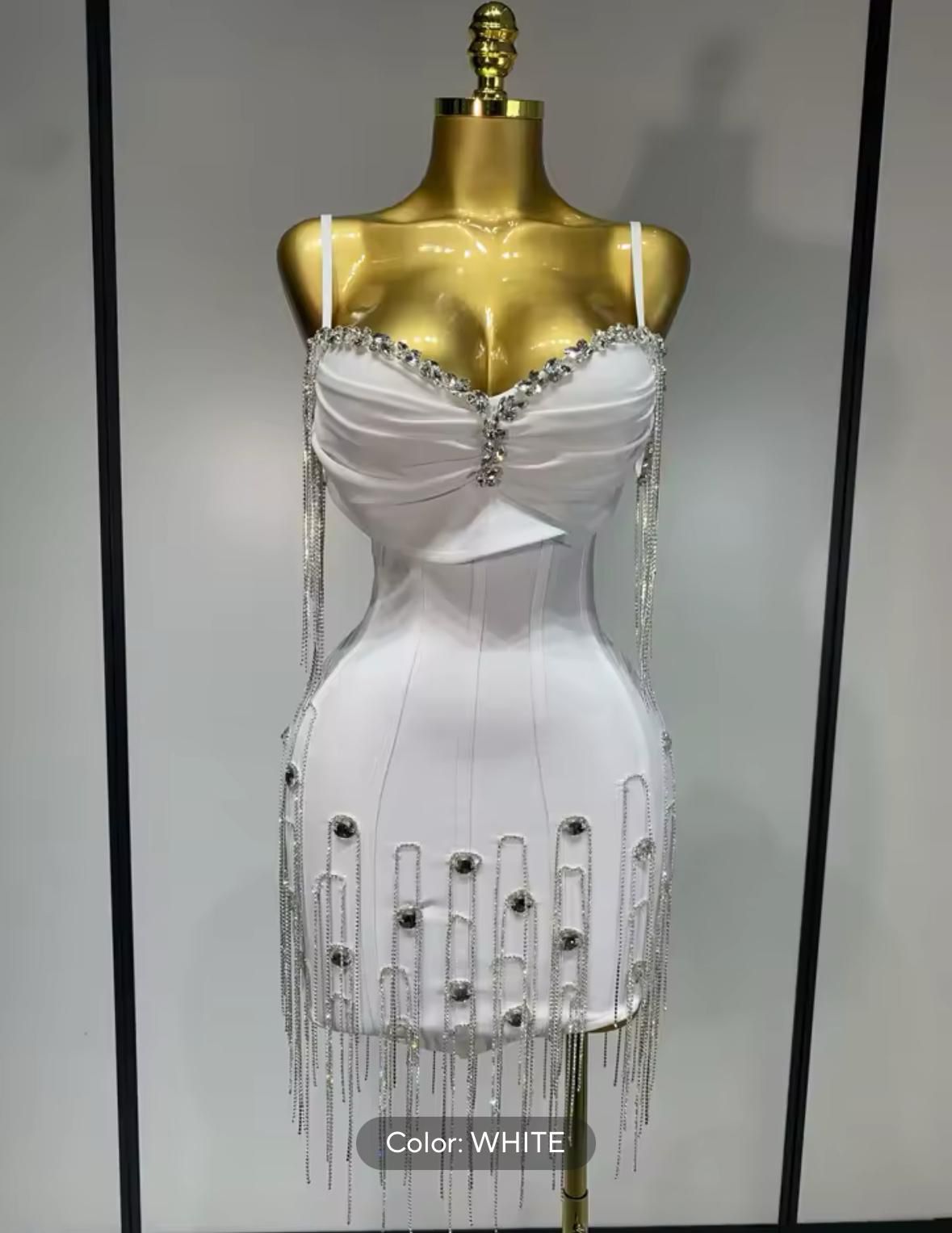 Rochie mini cu lanțuri și pietre argintii - imagine 5