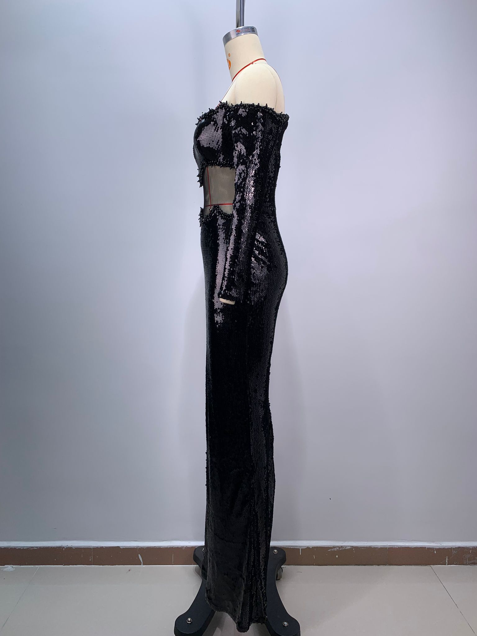 Rochie elegantă din paiete - imagine 5