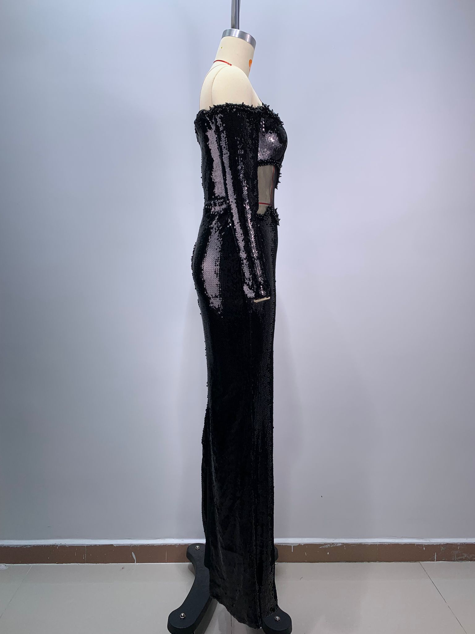 Rochie elegantă din paiete - imagine 6