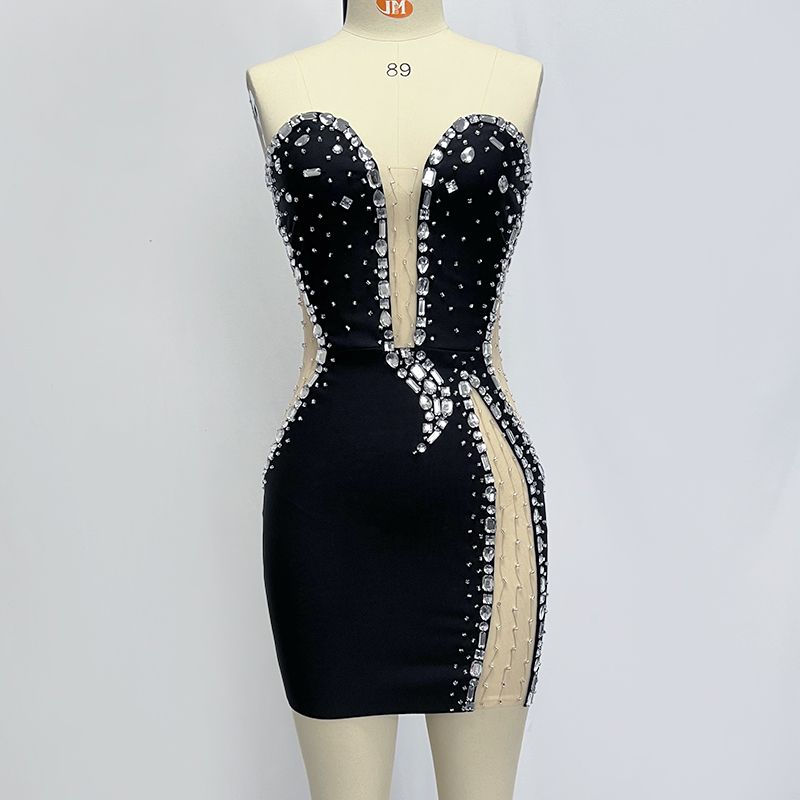 Rochie neagră scurtă cu diamante - imagine 3
