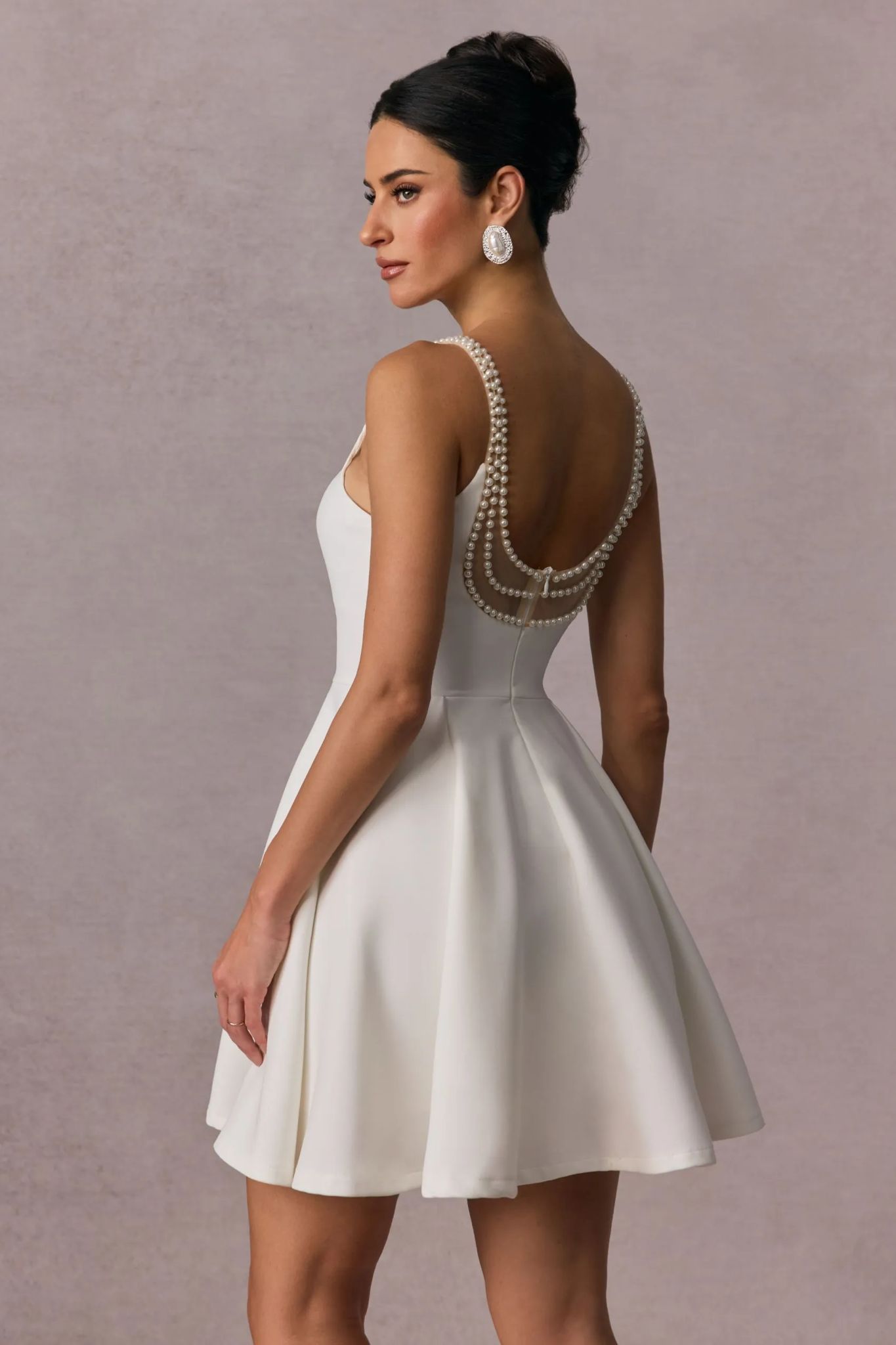 Rochie albă cu perle - imagine 6