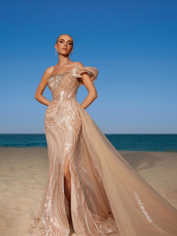 Rochie extravagantă de ocazii