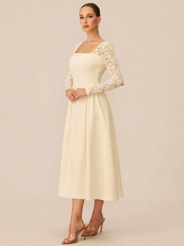 Rochie midi cu mâneci din dantelă