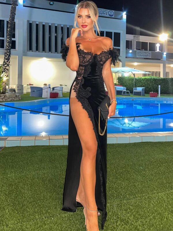 Rochie elegantă cu fantă laterală