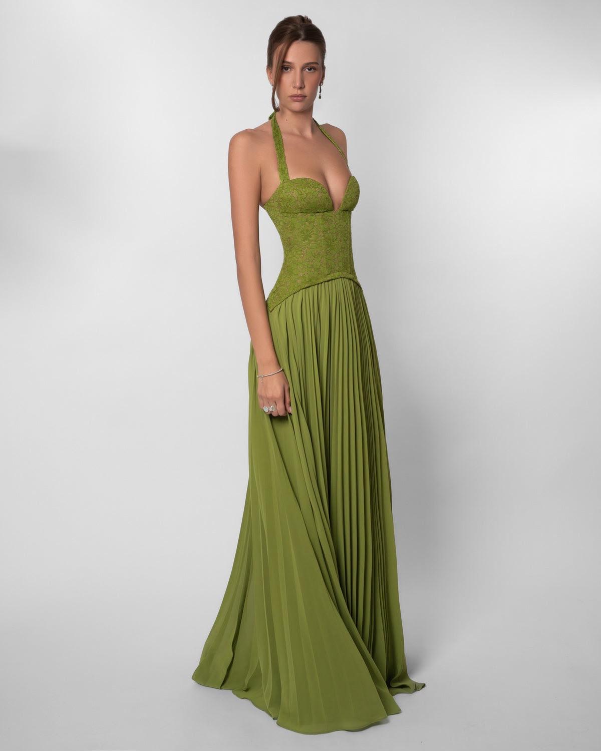 Rochie lungă plisată cu corset din dantelă