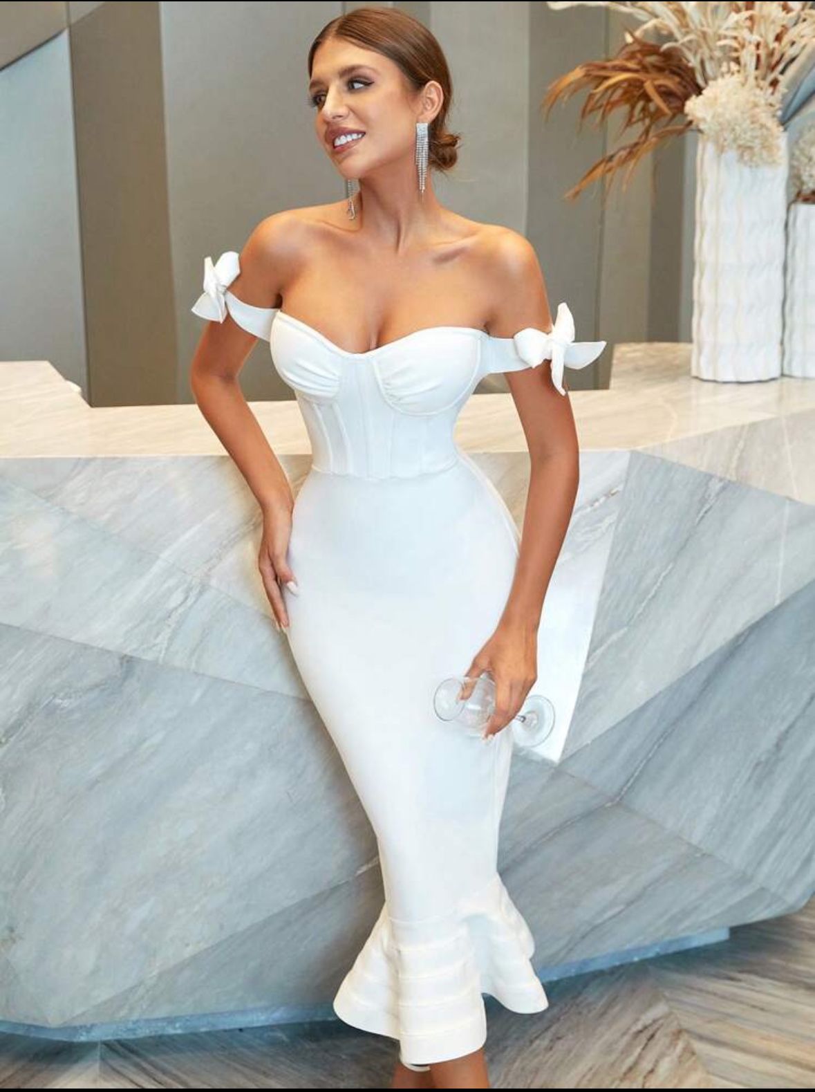 Rochie mulată cu umeri căzuți - imagine 2