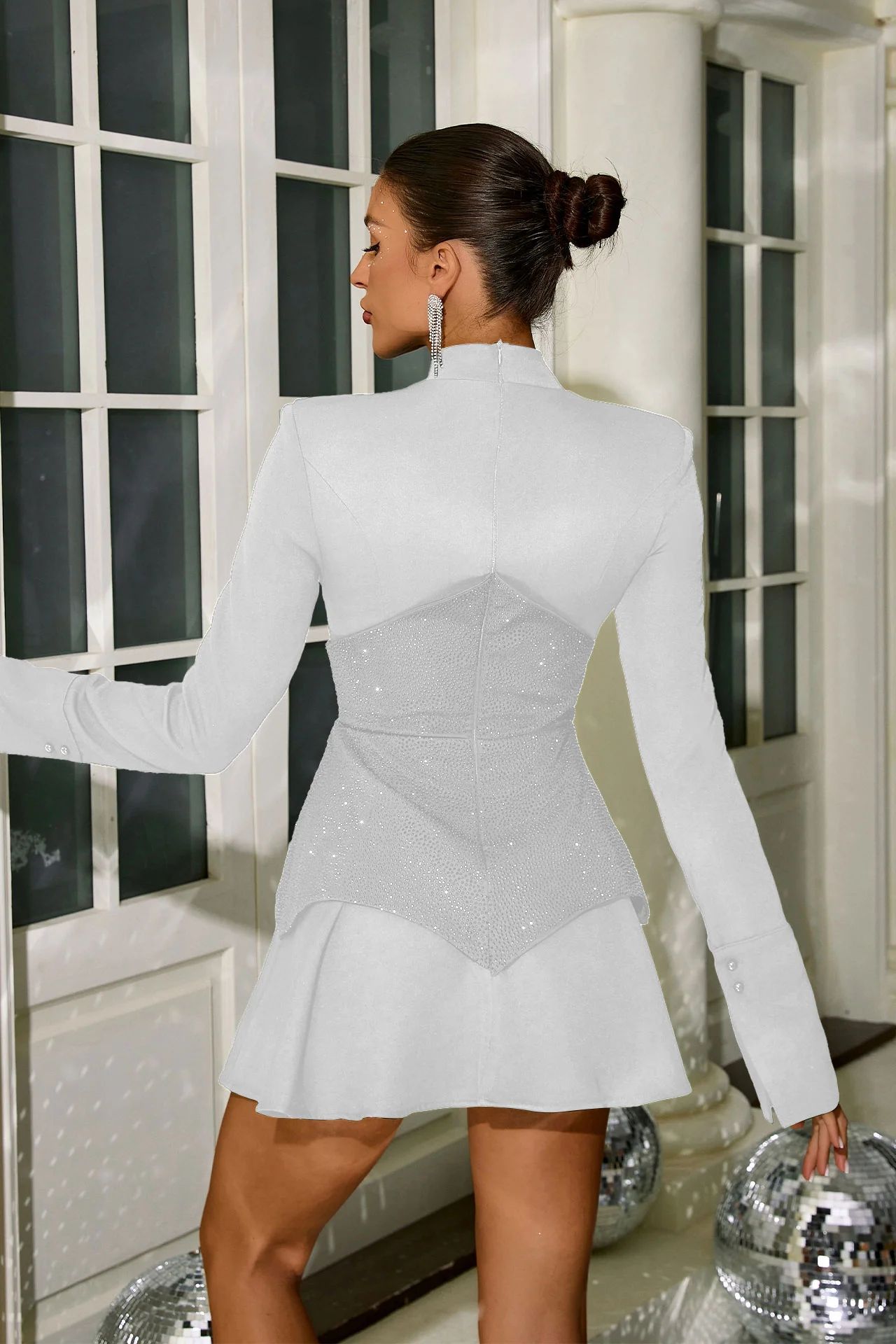 Rochie elegantă mini cu mâneci lungi - imagine 12