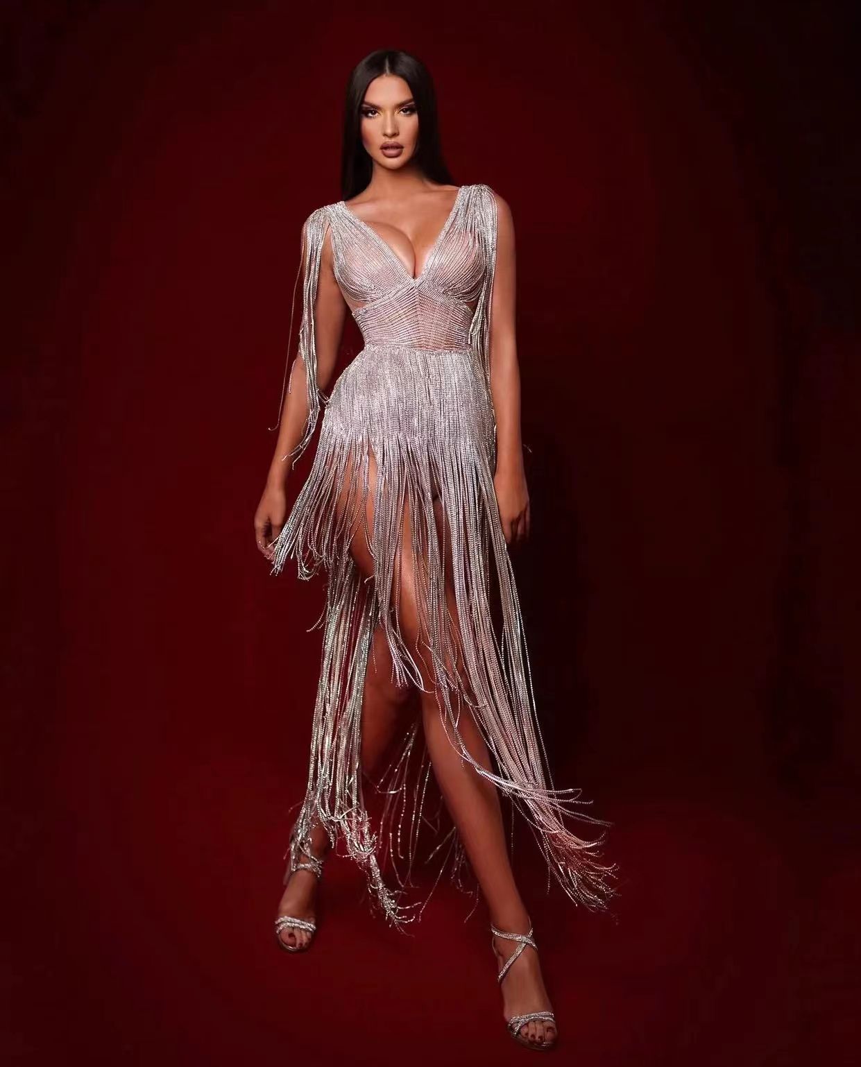 Rochie argintie sexy cu franjuri