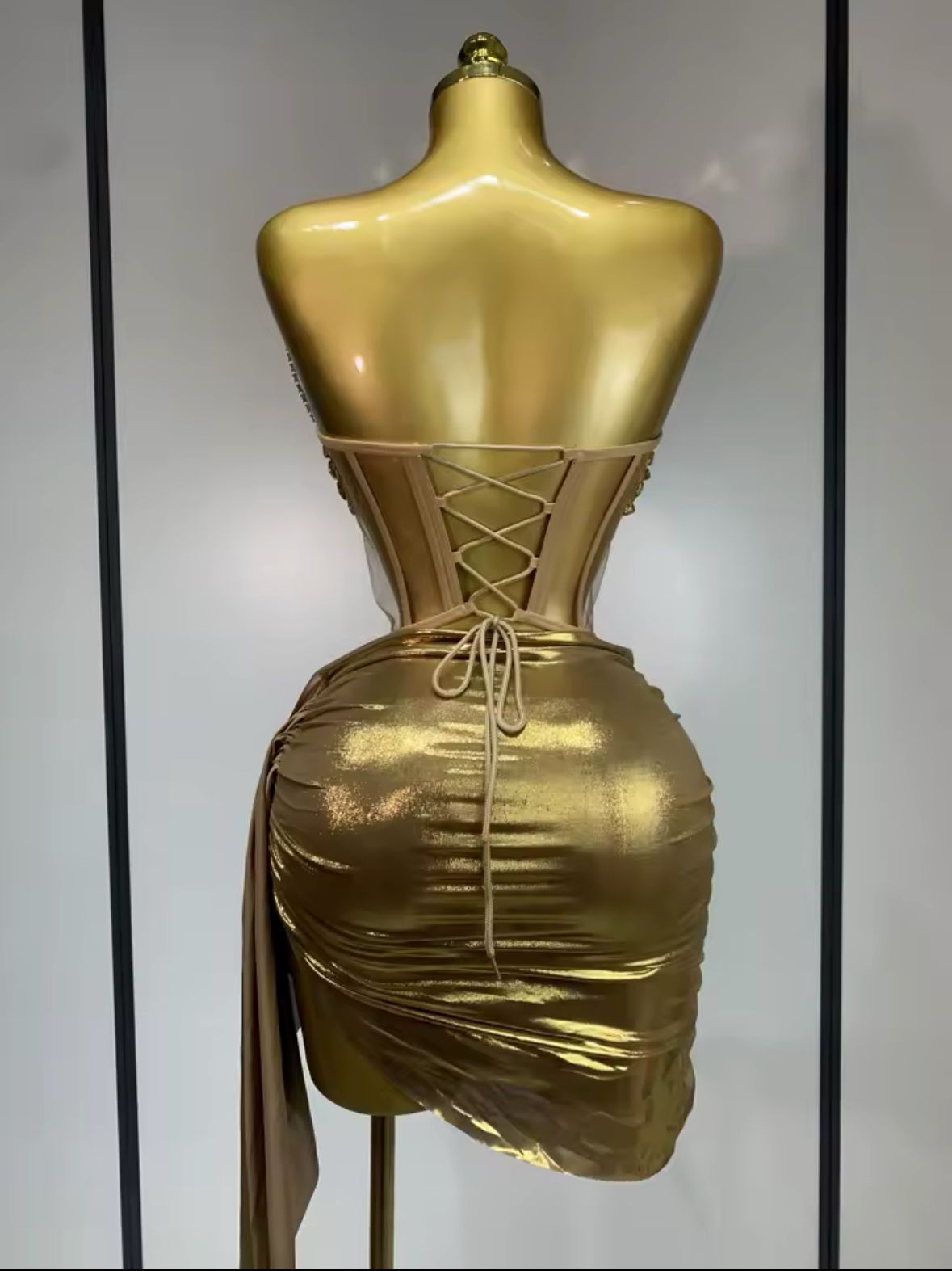 Rochie cu efect metalizat și fald lateral - imagine 7
