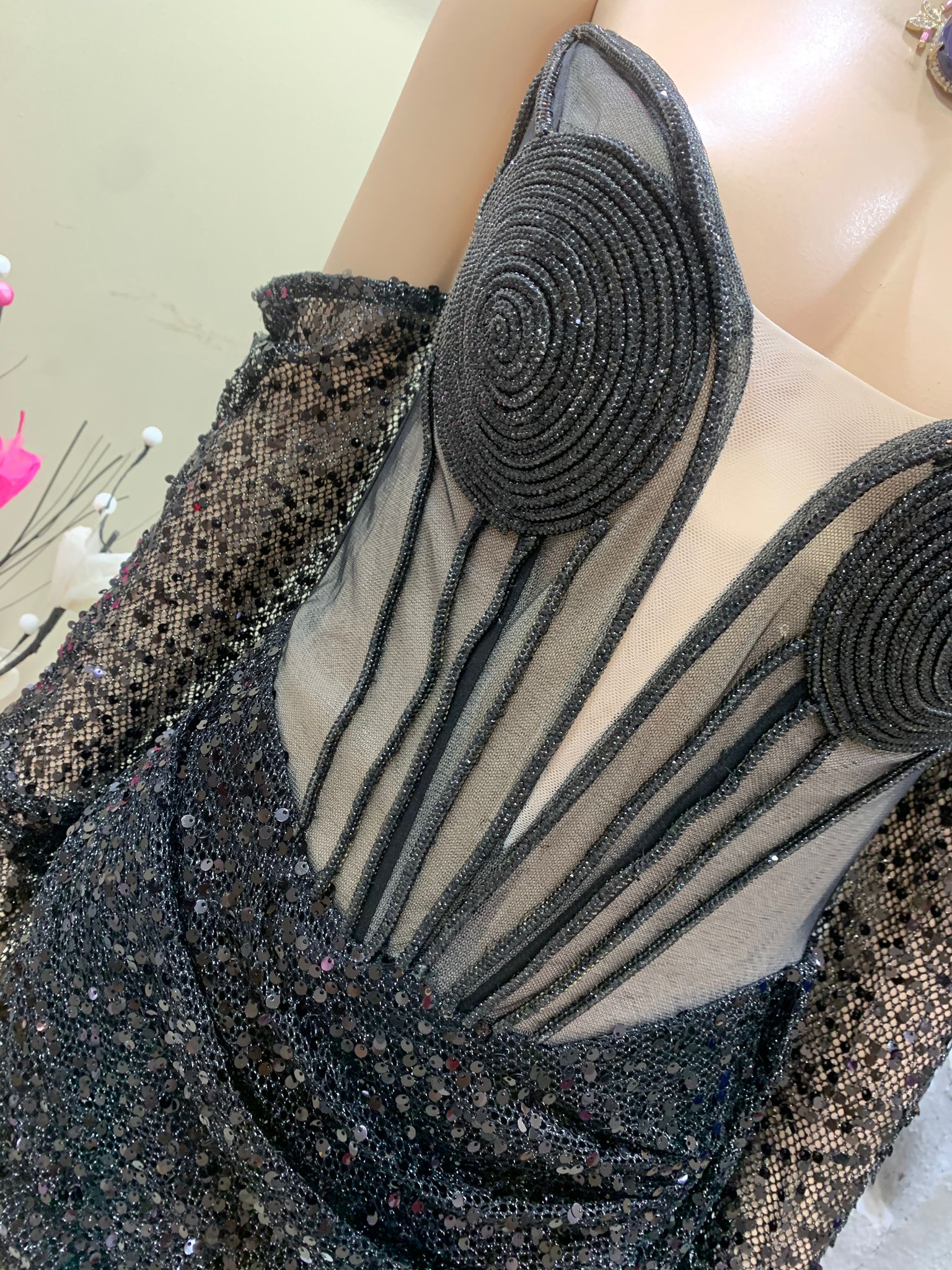 Rochie mini cu umerii goi - imagine 3