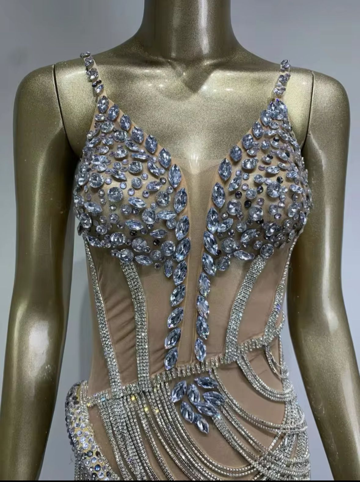 Rochie sexy de ocazie cu detalii strălucitoare - imagine 5