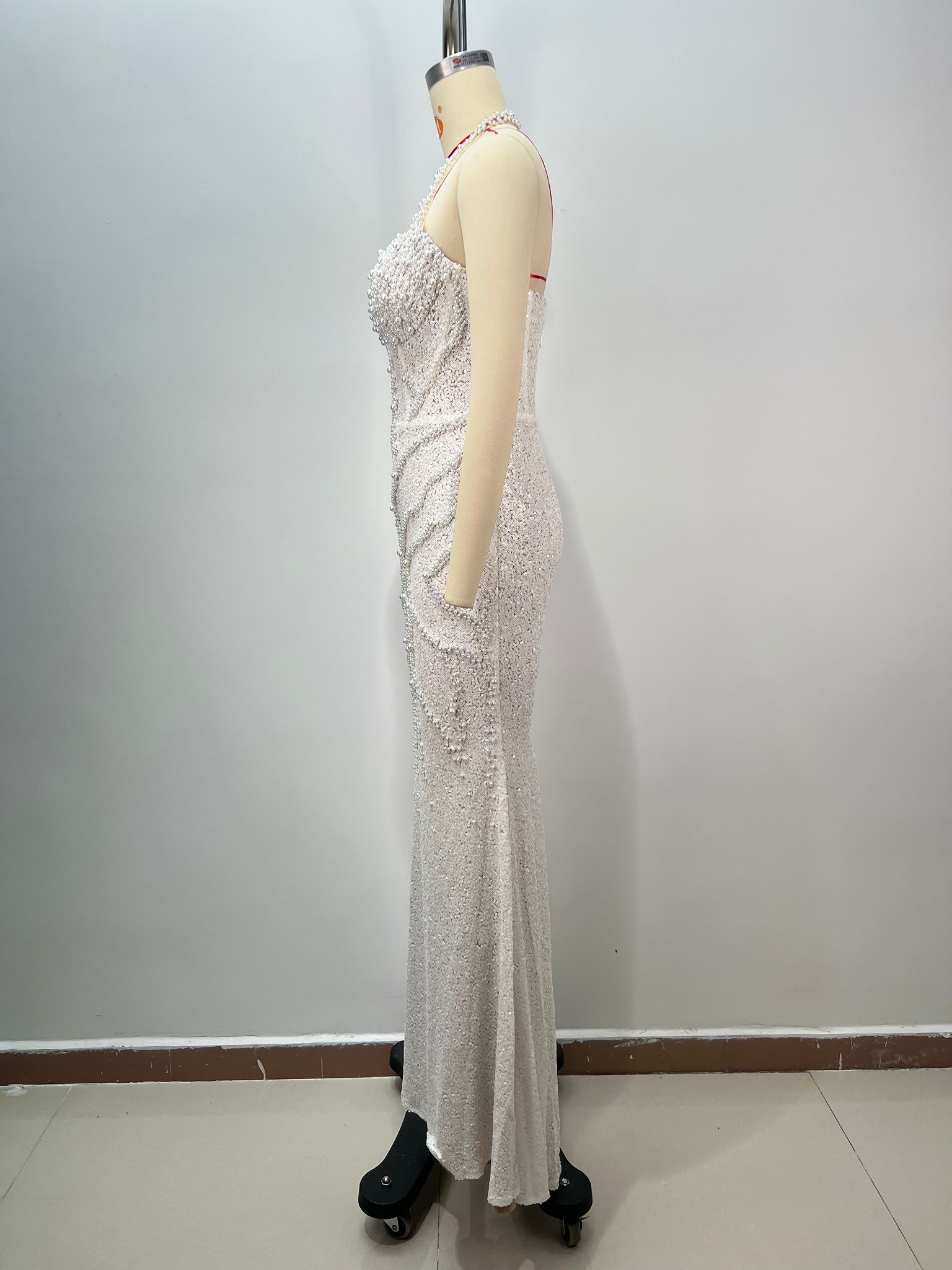Rochie sexy de ocazie cu mărgele și ștrasuri - imagine 4
