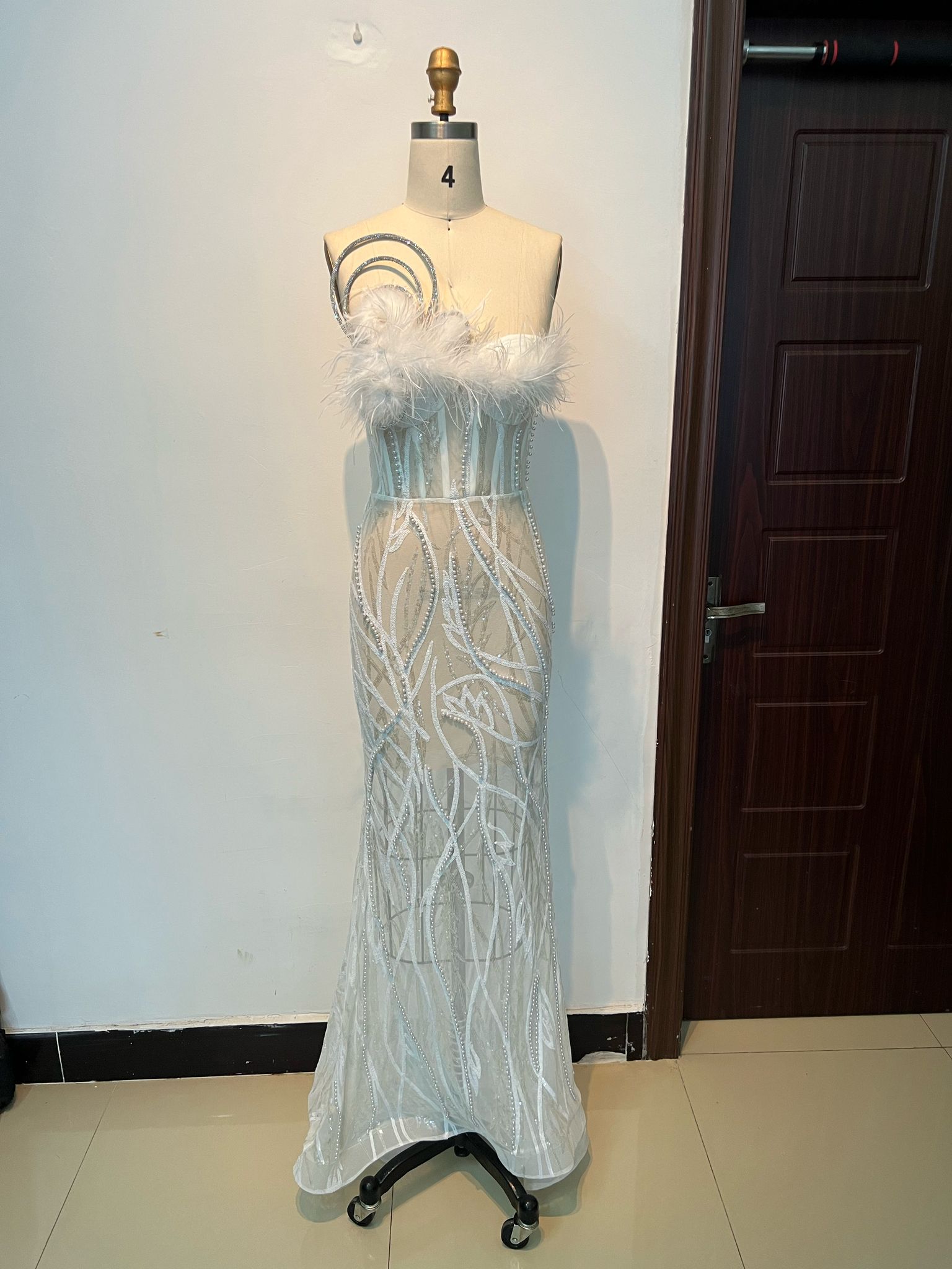 Rochie de ocazie cu corset și puf - imagine 2