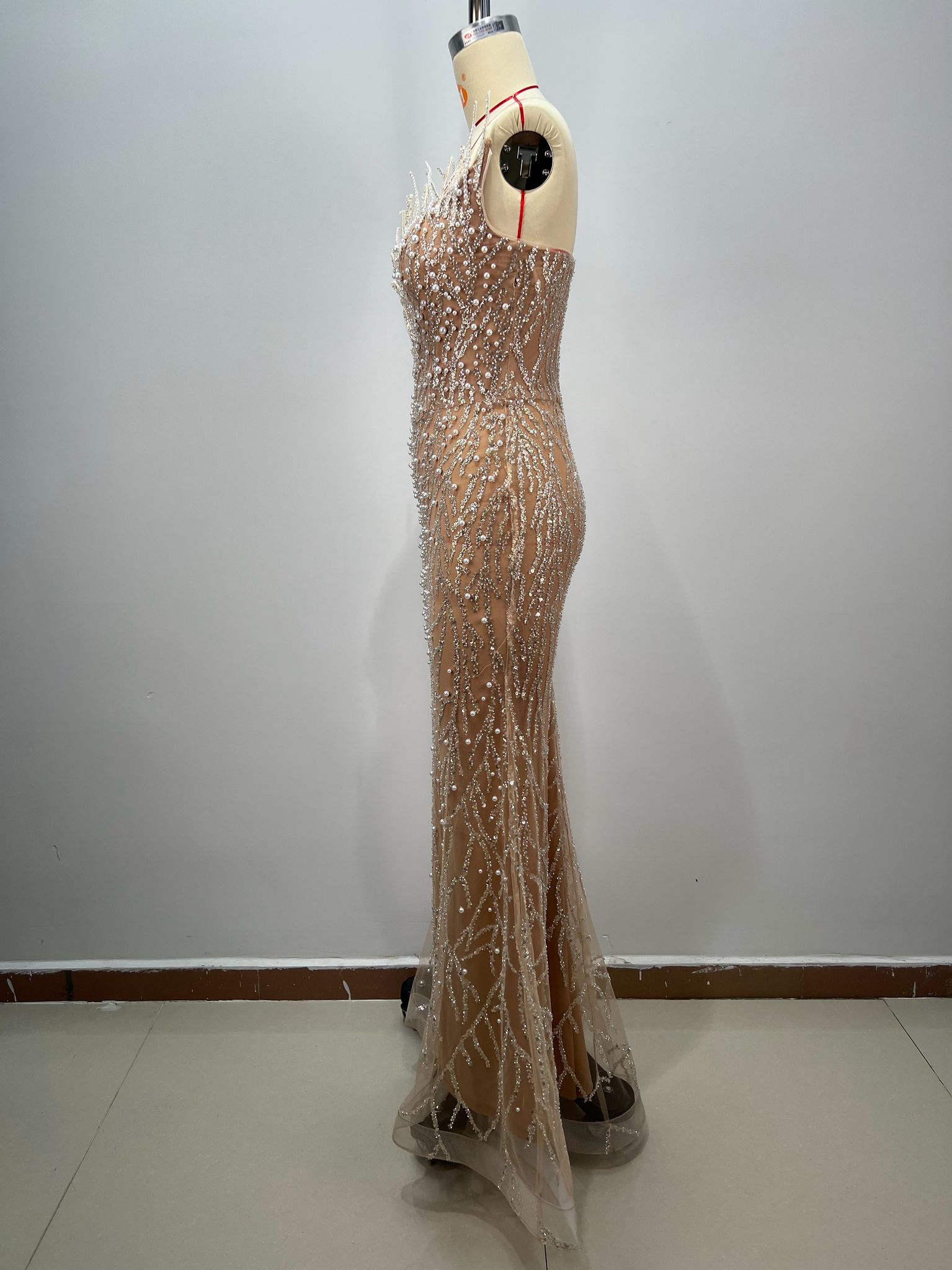 Rochie de ocazie cu decolteu adânc - imagine 5