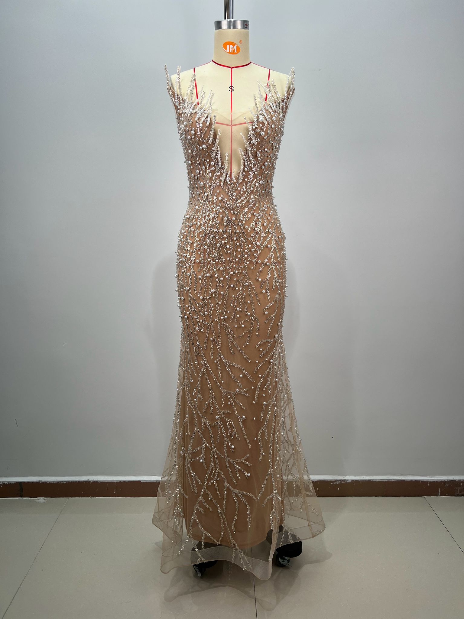 Rochie de ocazie cu decolteu adânc - imagine 3