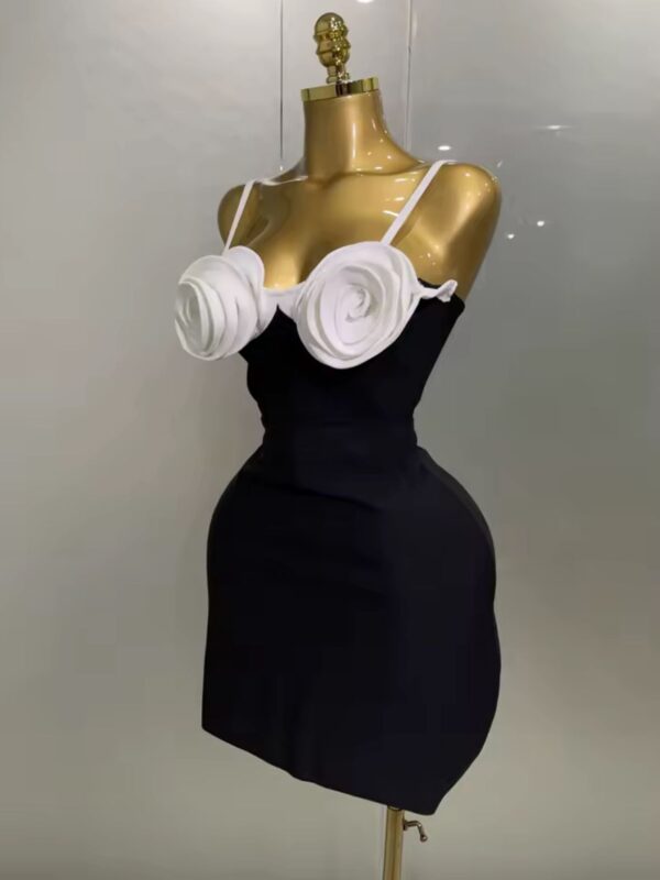 Rochie eleganta mini cu cupe 3D