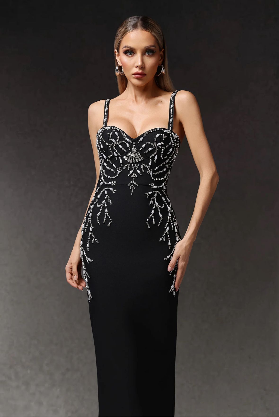 Rochie neagră cu pietre argintii - imagine 4