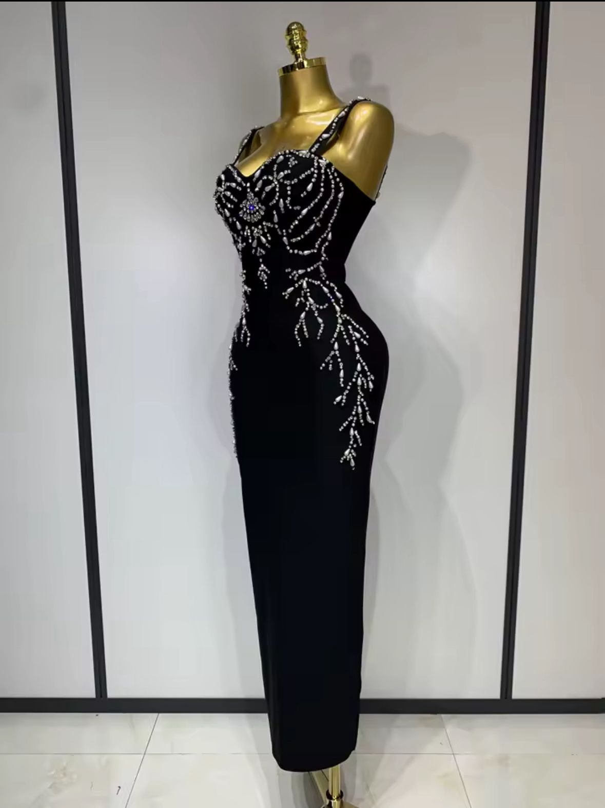 Rochie neagră cu pietre argintii - imagine 8