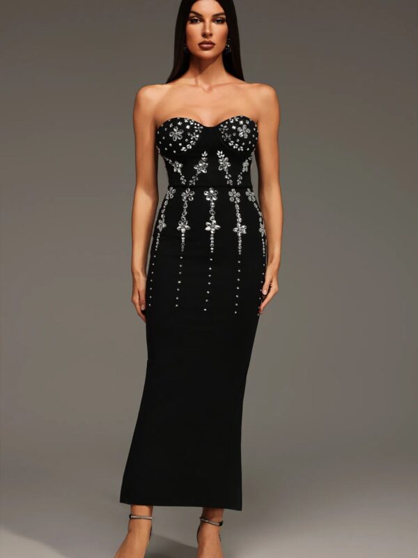 Rochie elegantă fără mâneci