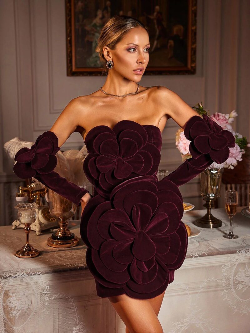 Rochie din catifea cu flori 3D - imagine 3