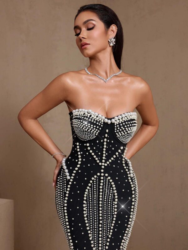 Rochie super sexy cu mărgele albe