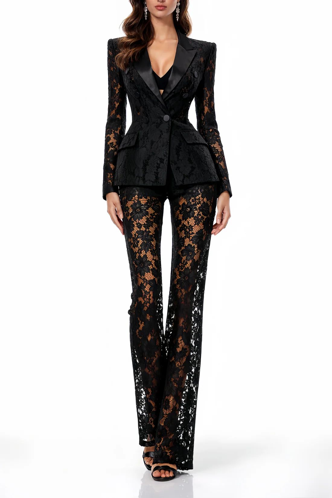 Costum elegant din dantelă neagră