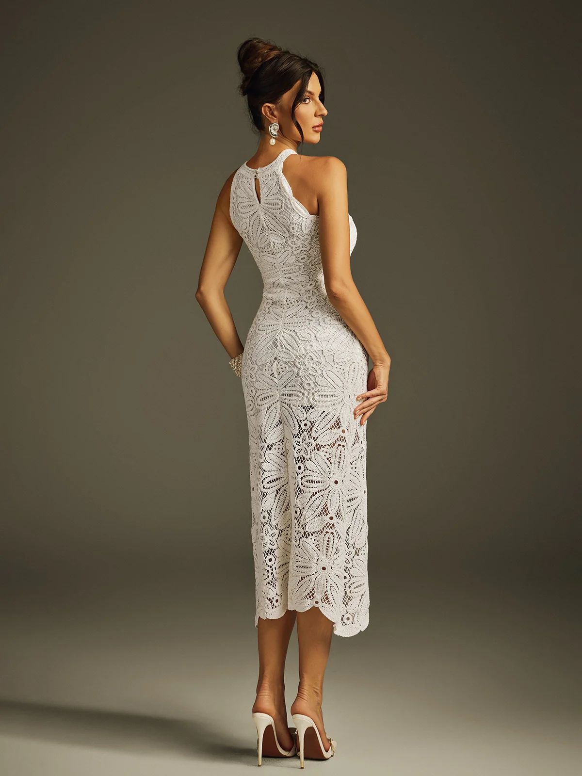 Rochie Midi din Dantelă Macrame Albă cu Model Floral, Guler Halter și Croială Cambrată - imagine 5