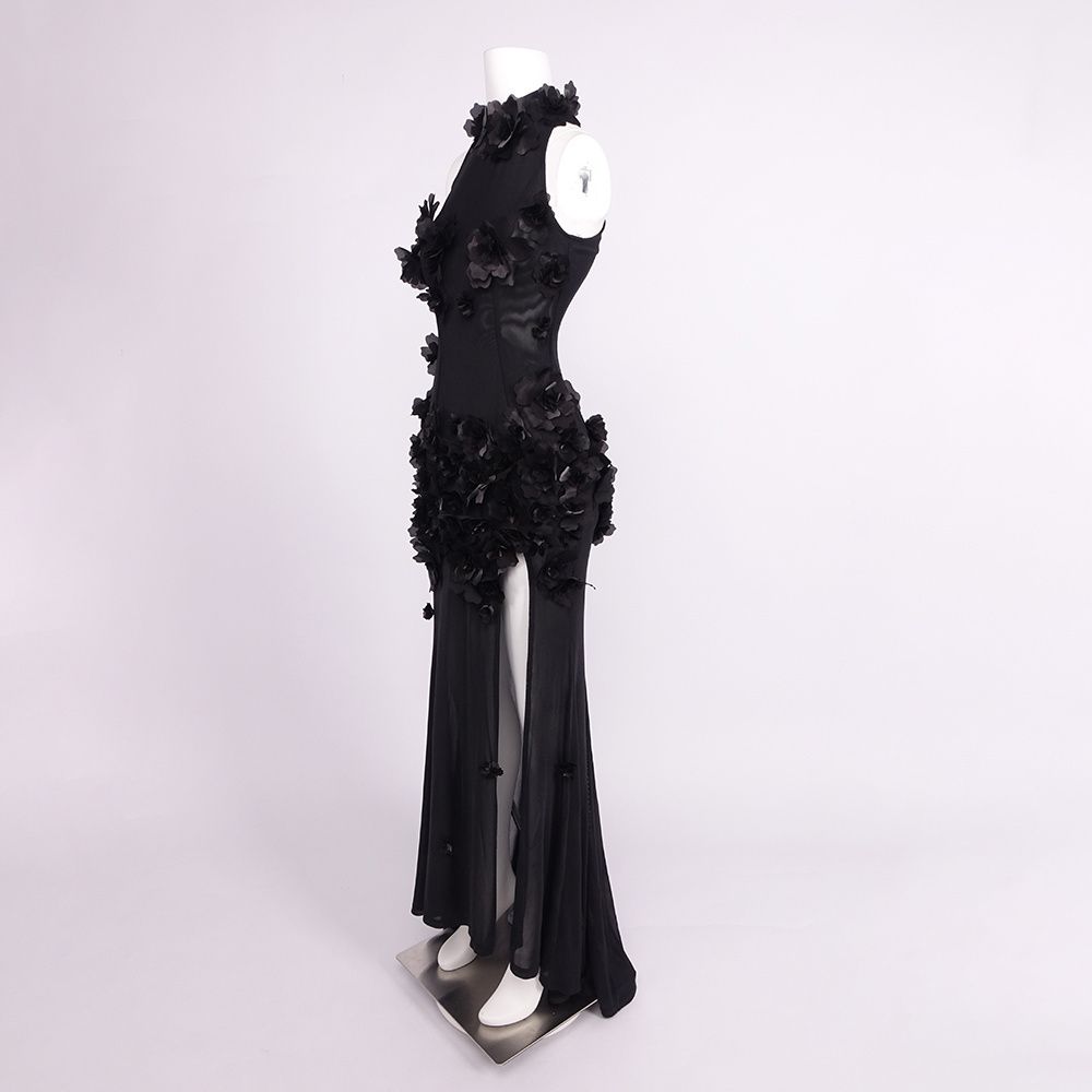 Rochie lungă de seară tip halter cu aplicații florale 3D și șliț adânc - imagine 3