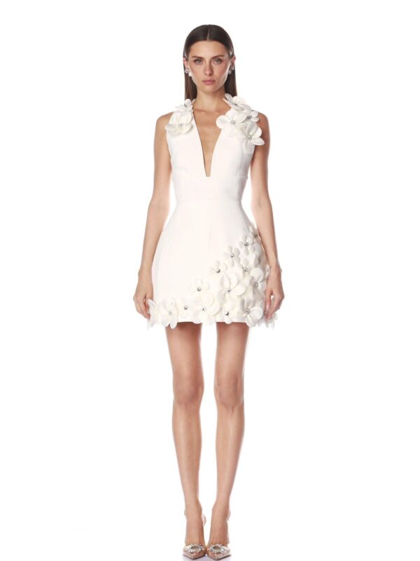 Rochie mini cloș cu aplicații florale 3D