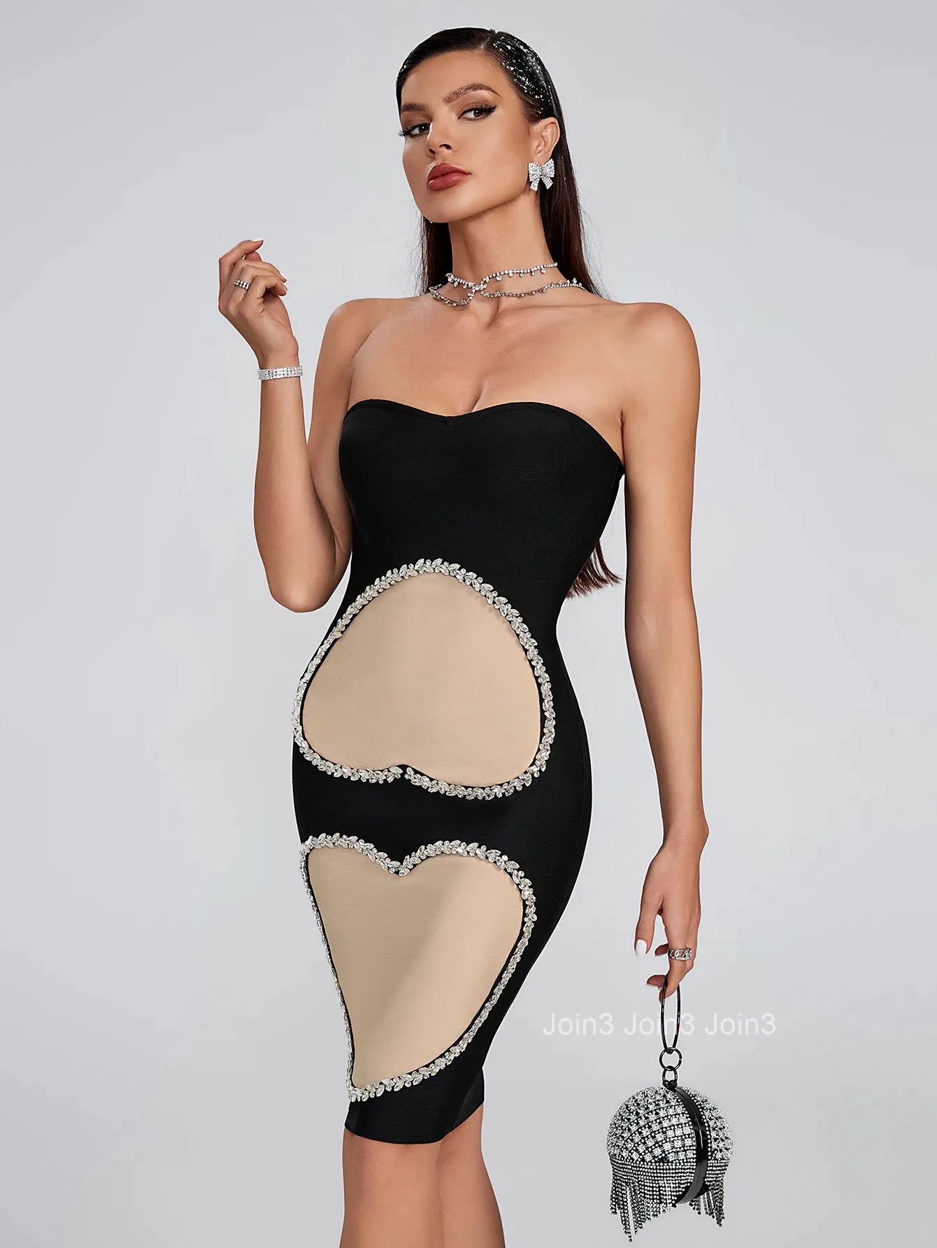 Rochie midi bandage strapless cu decupaje inimă și strasuri - imagine 4