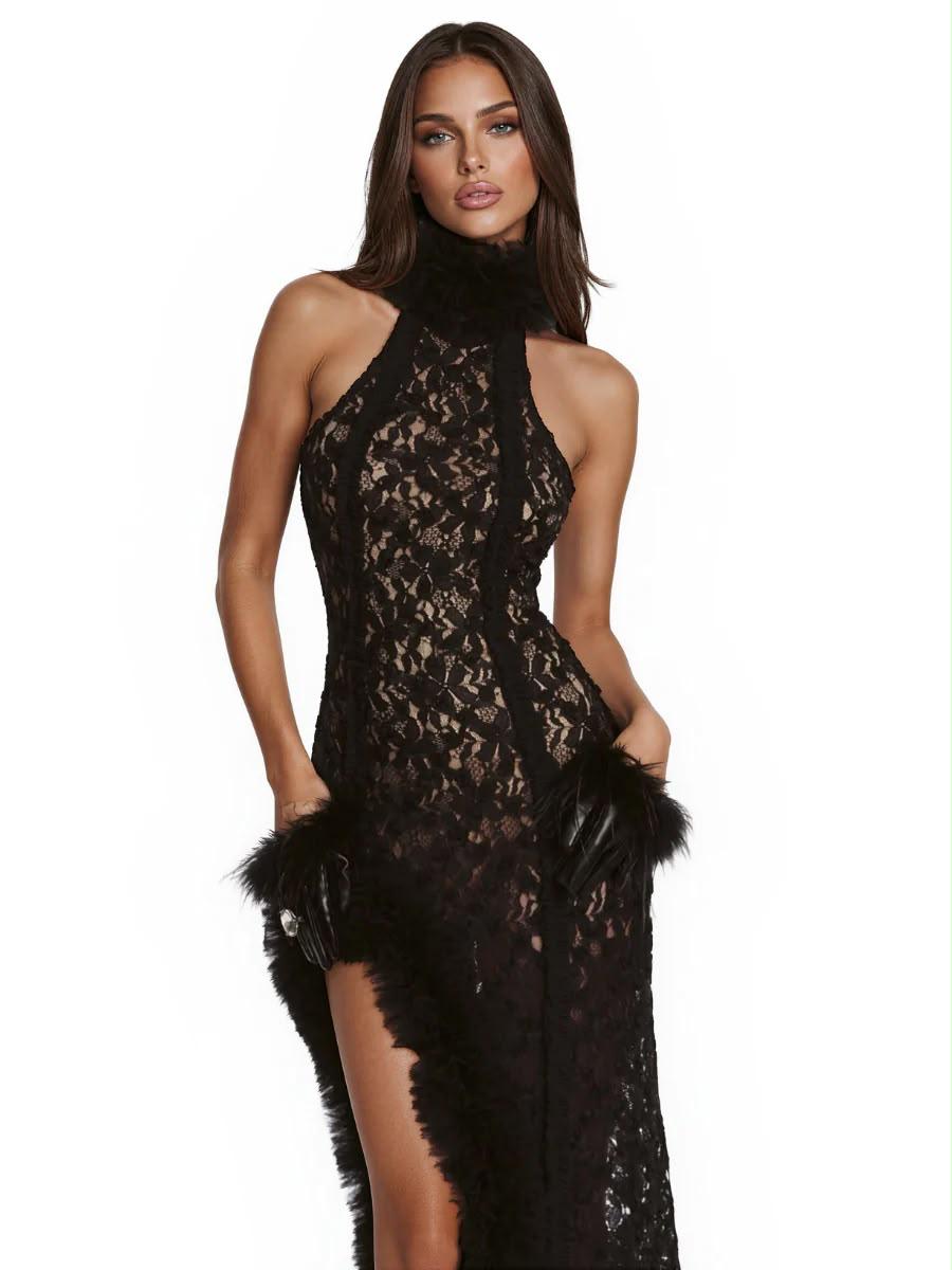 Rochie maxi din dantelă cu slit înalt și detalii din puf