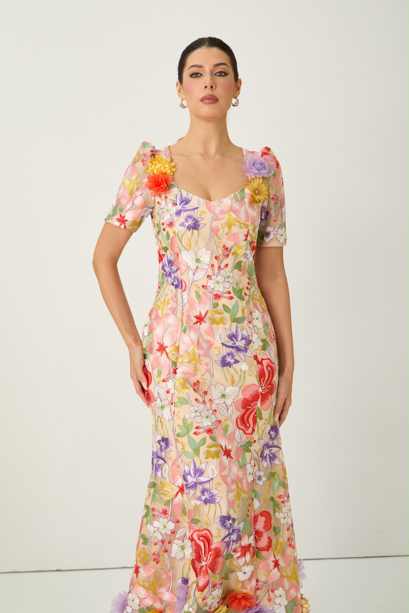 Rochie midi nude din tull brodat cu flori - imagine 2