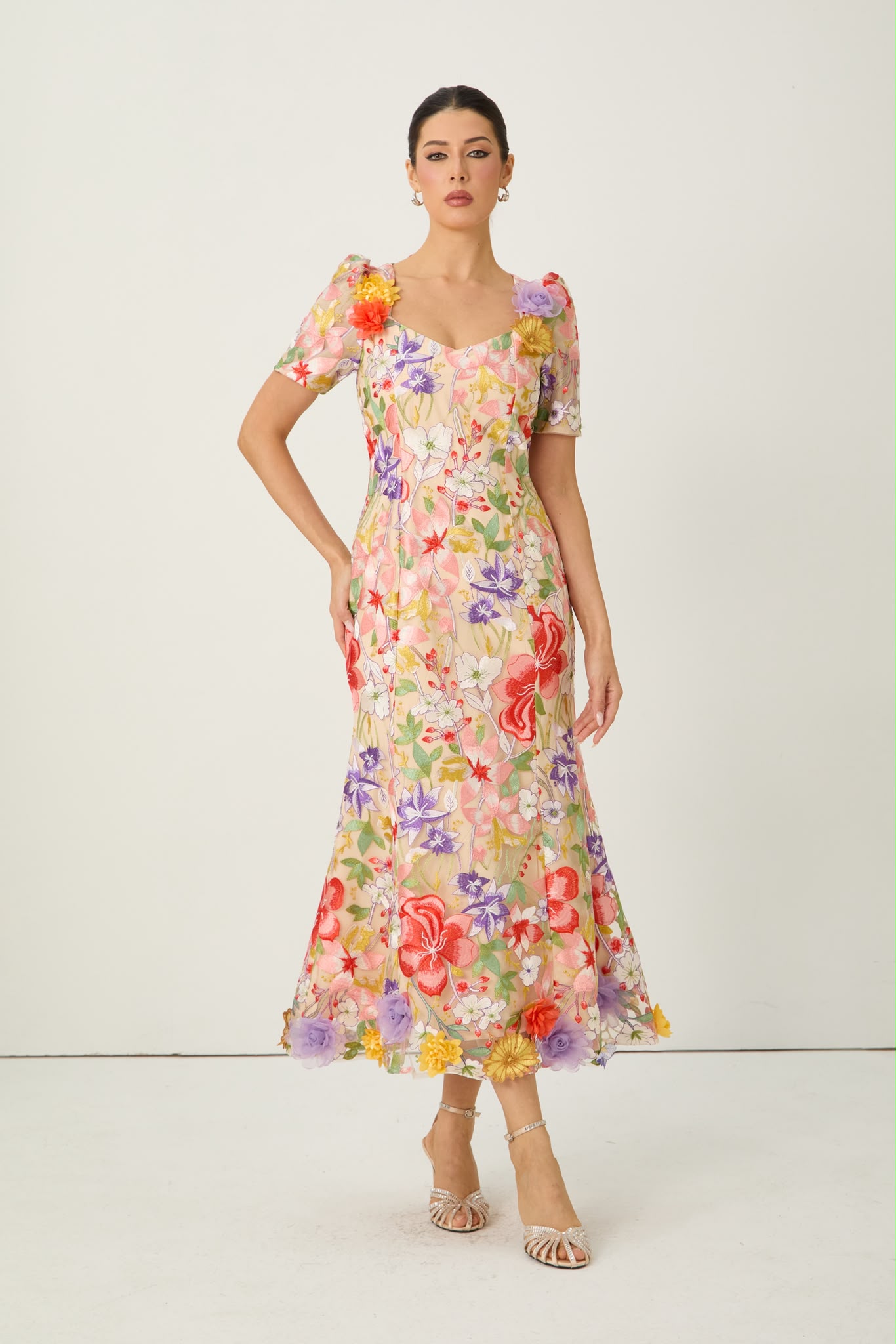 Rochie midi nude din tull brodat cu flori - imagine 3